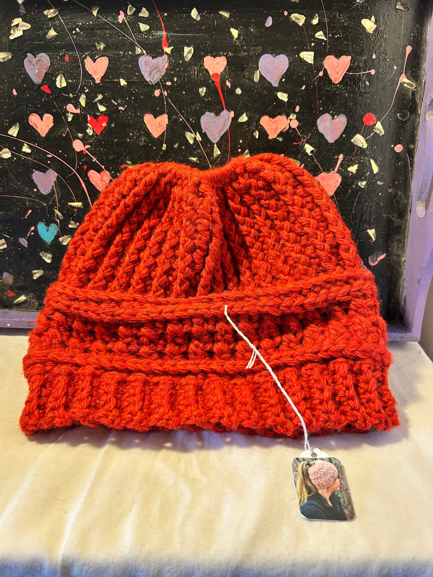Wool ponytail hat - red