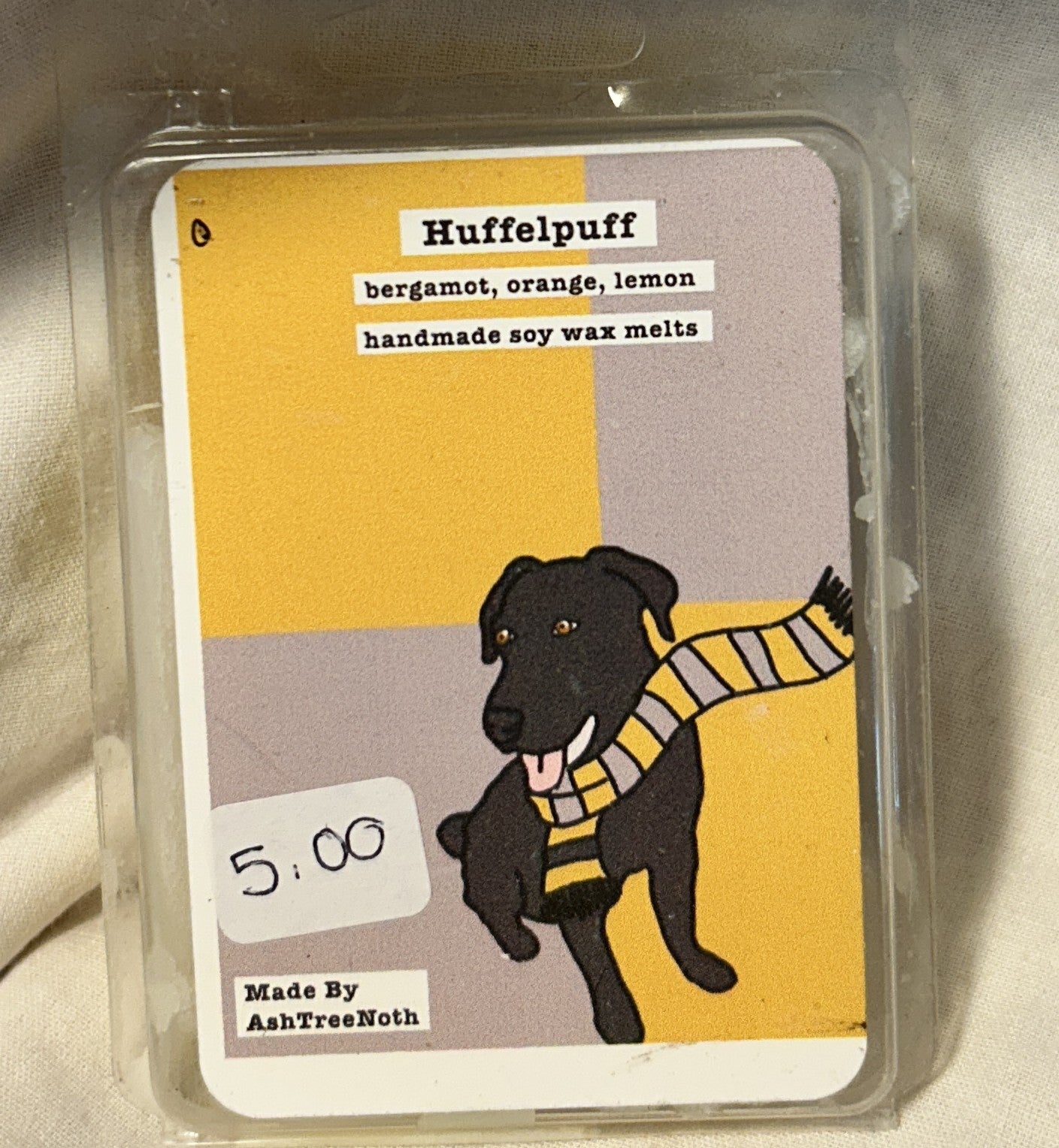 Clam shell wax melts - Huffelpuff