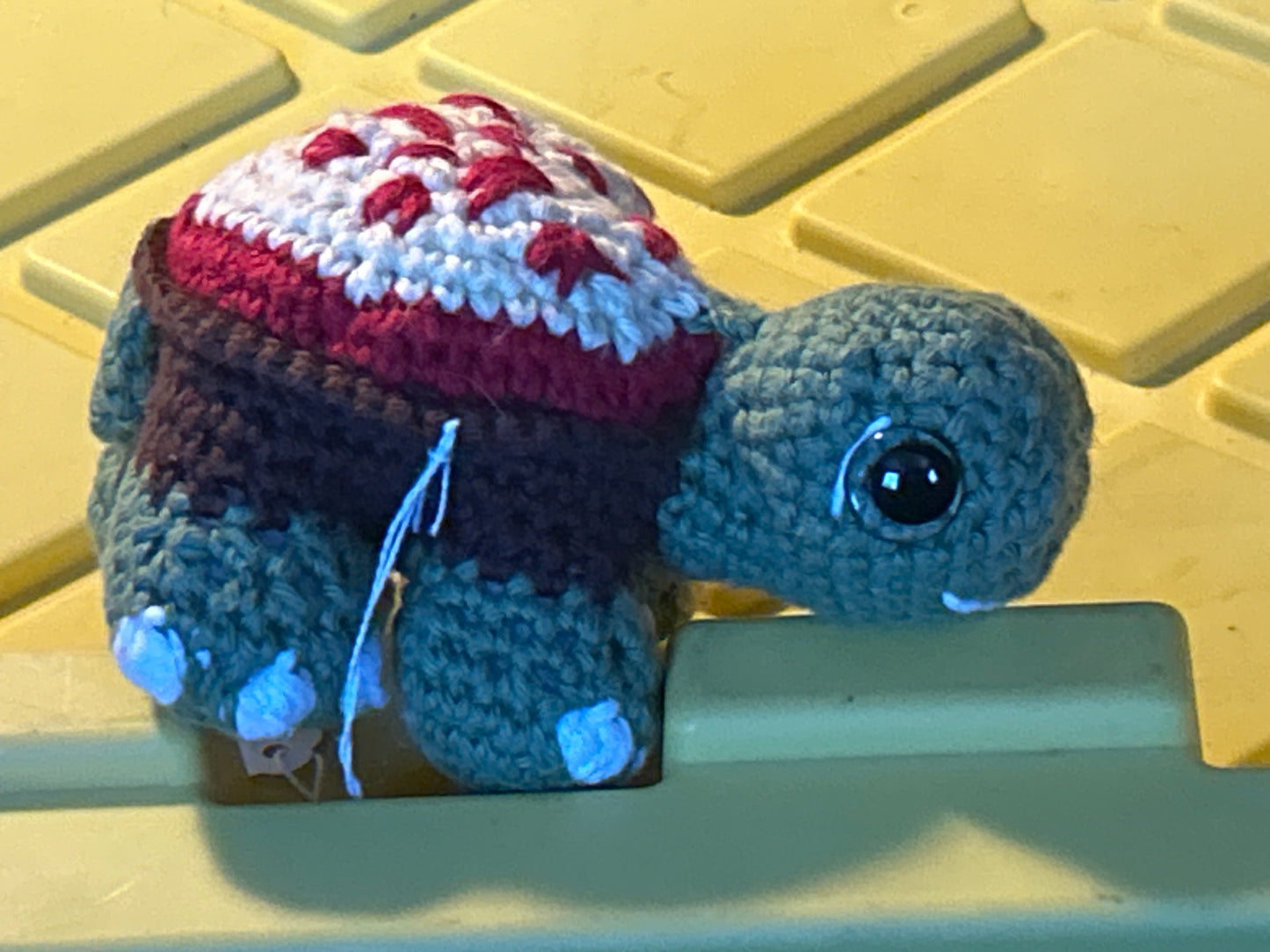 Crocheted Small turtles