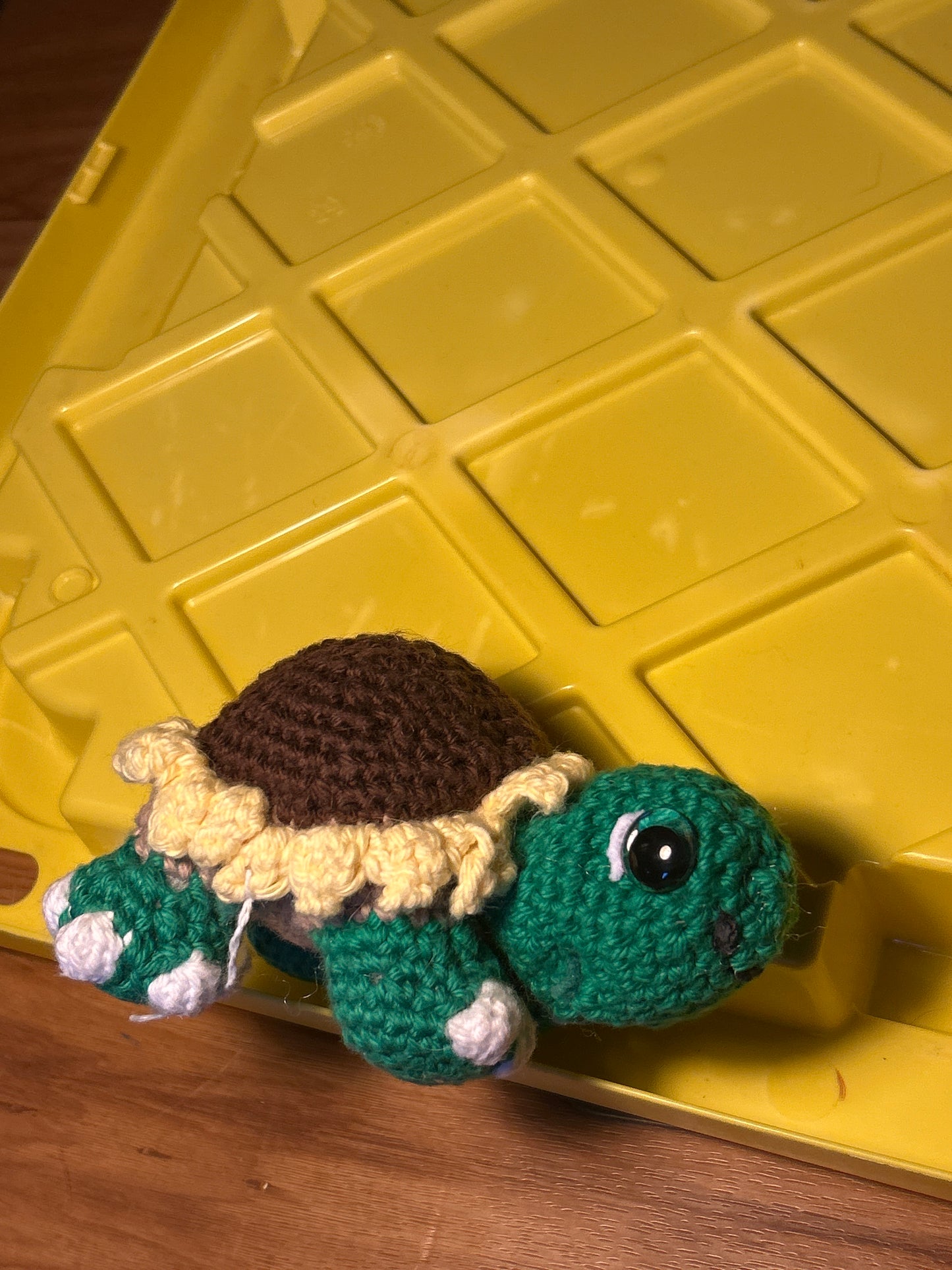 Crocheted Small turtles