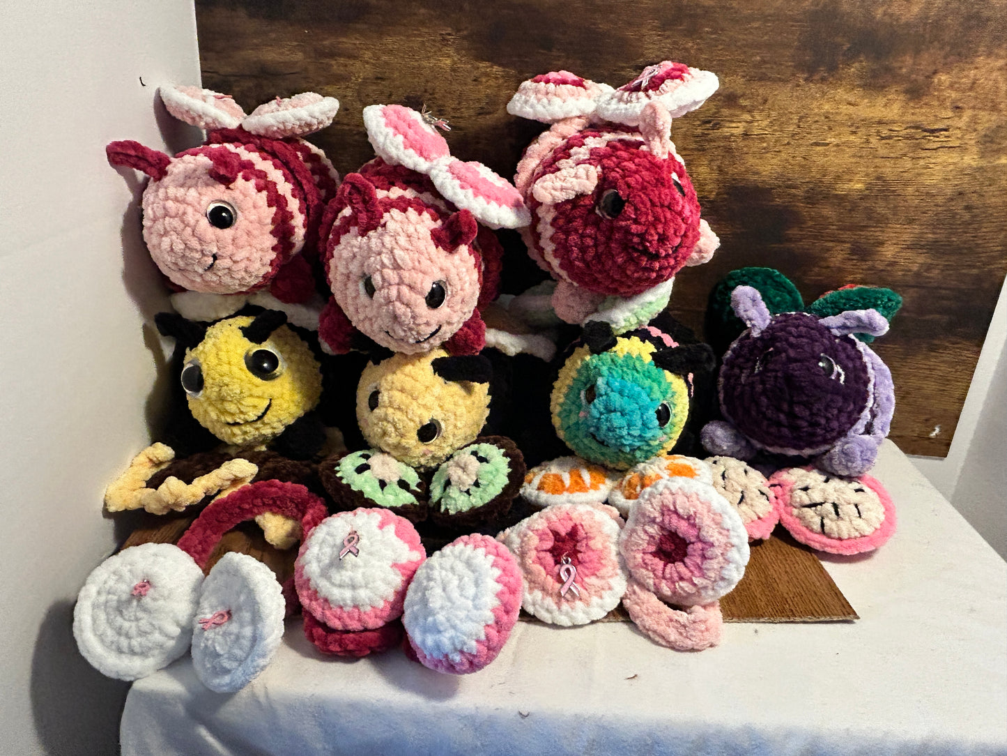 Dress up Bees